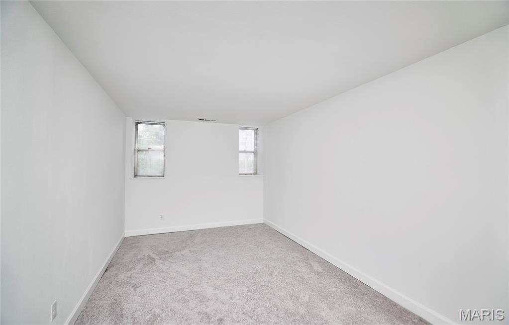 Pershing Ave Condo - Residential
