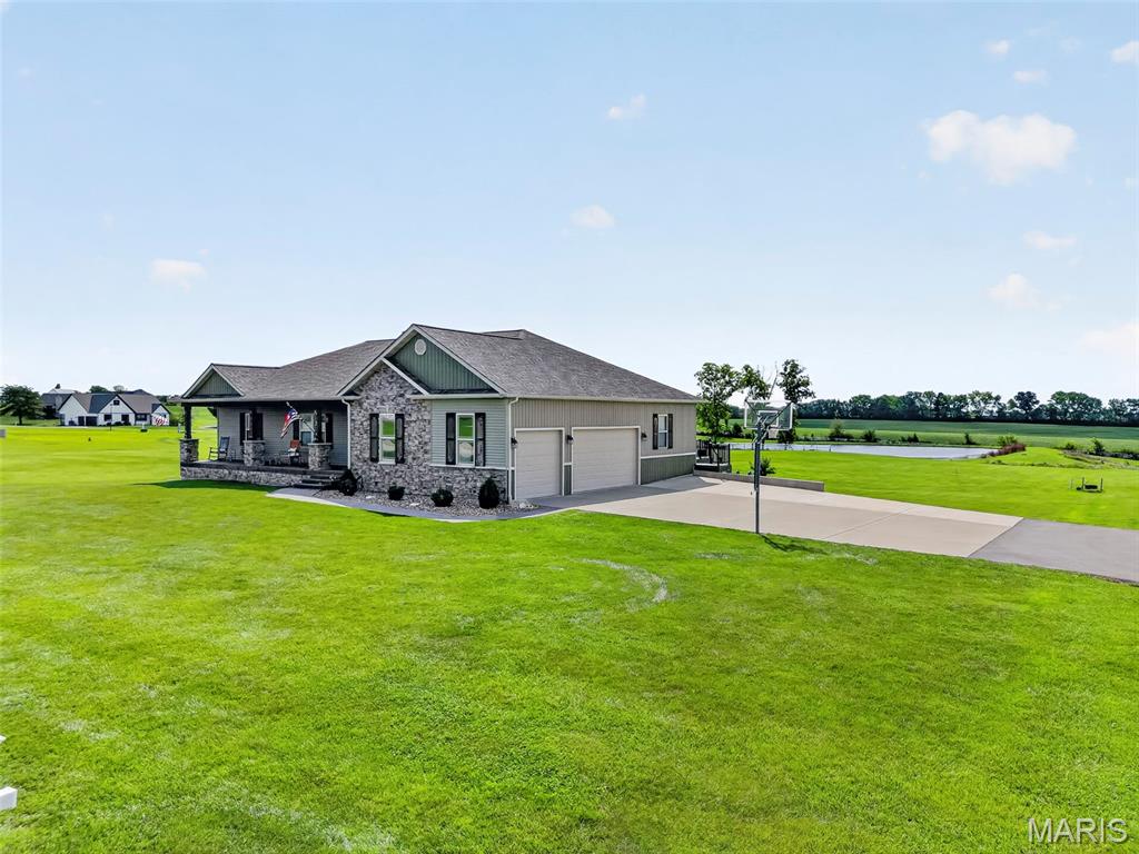 Falcon Pointe - Residential