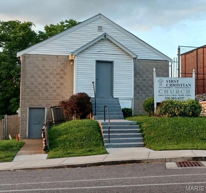Religious Facility, Sanctuary seats 250 to 300 people, Lower has full kitchen, office, banquet area, Property is being sold " AS IS", Listing Agent to Accompany for Access. Piano is excluded from sale, Interior and personal items are negotiable. Close to Metro-link, UMSL, STL Airport 8 min drive. Located next to Normandy High School. "No Sign" Location: City, High Traffic, Other, Suburban