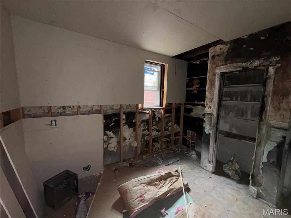 Burds Arlington Grove Add - Residential Income