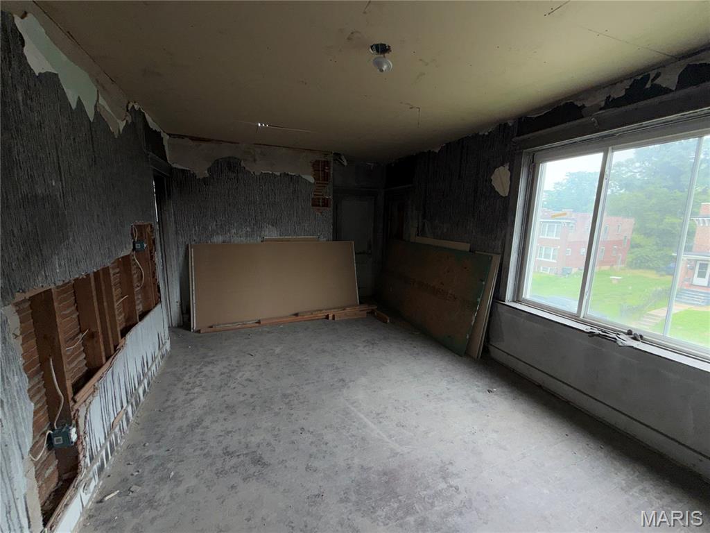 Burds Arlington Grove Add - Residential Income