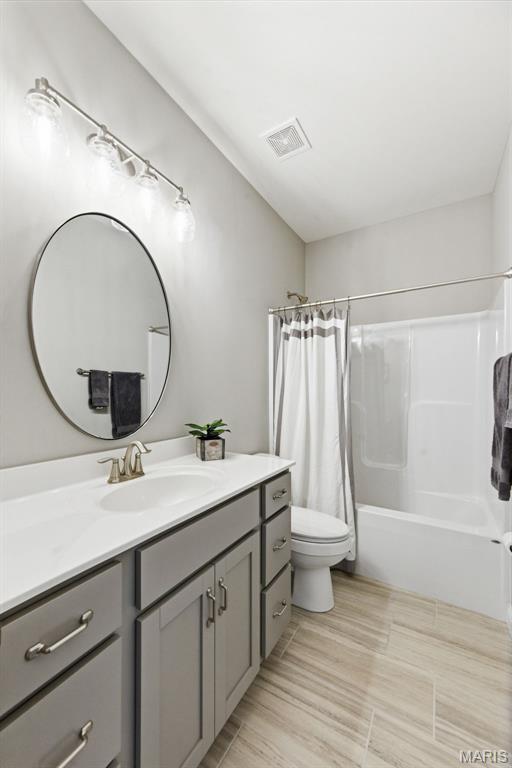Riverdale Village G #1 - Residential
