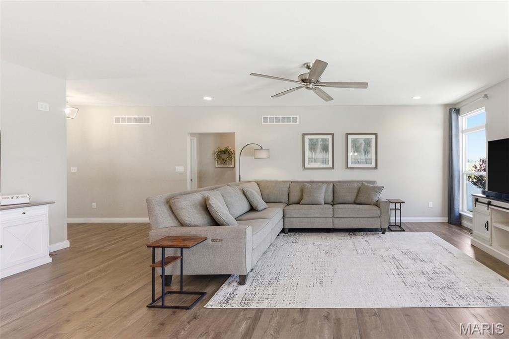 Riverdale Village G #1 - Residential
