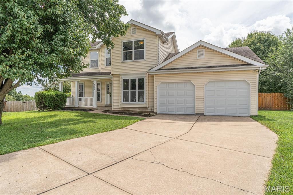Welcome to 1721 Summergate Ct! This 3-bedroom, 2.5-bath home offers a functional layout, thoughtful updates, and plenty of space to make your own. The updated kitchen features stainless steel appliances, all approximately 3 years old, along with a convenient peninsula and plenty of workspace. The living room is anchored by a cozy fireplace, while the second floor offers three bedrooms, including a spacious primary suite with a private bath. Two bedrooms feature walk-in closets, providing excellent storage, and the second-floor laundry makes everyday living that much more convenient.  

Additional highlights include an HVAC system approximately 3 years old, an attached garage, a spacious basement offering plenty of potential for additional living or storage space, and a private backyard with patio. With several major updates already completed and plenty of opportunity to add your own finishing touches, 1721 Summergate Ct is ready for its next owner. Schedule your showing today!