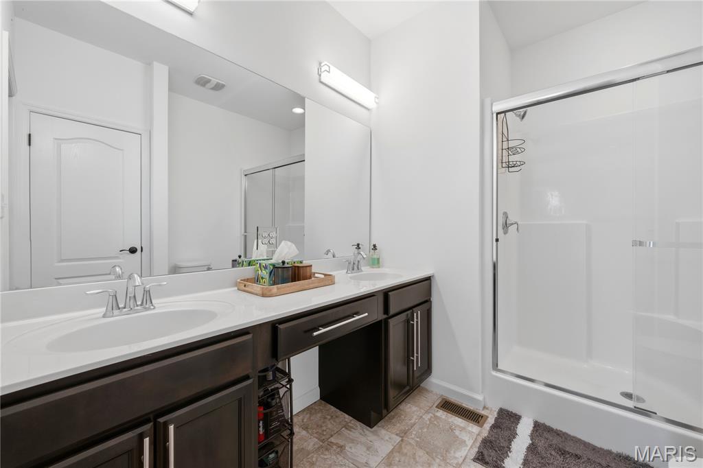 Oakleigh Park - Residential