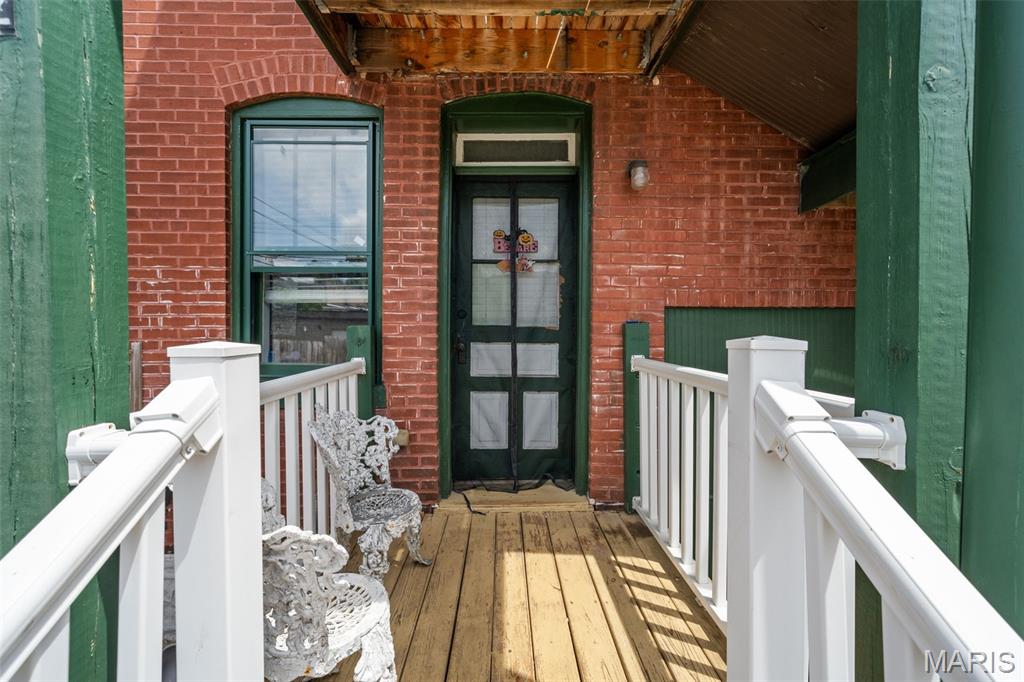 St Louis Commons Add - Residential Income