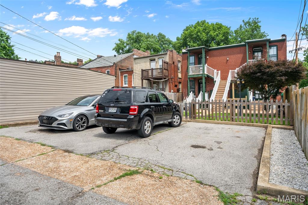 St Louis Commons Add - Residential Income