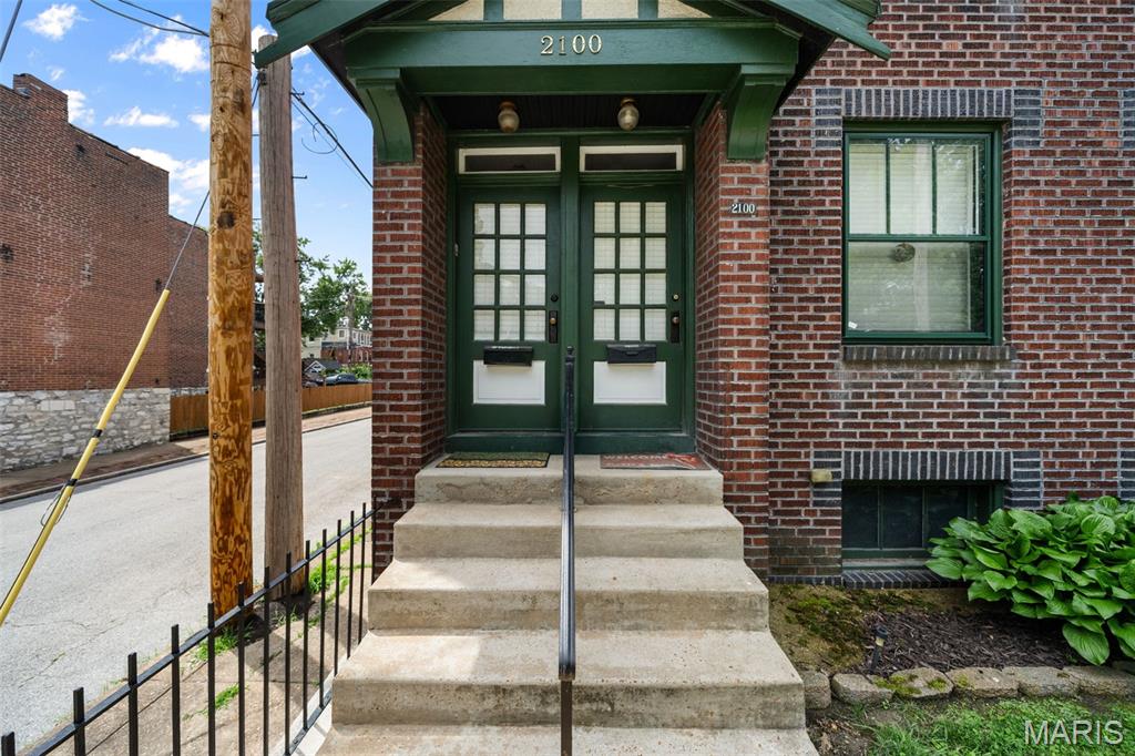 St Louis Commons Add - Residential Income