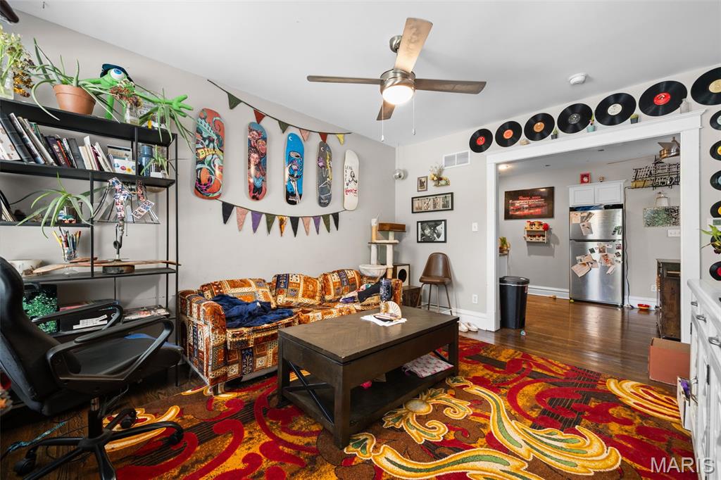 St Louis Commons Add - Residential Income