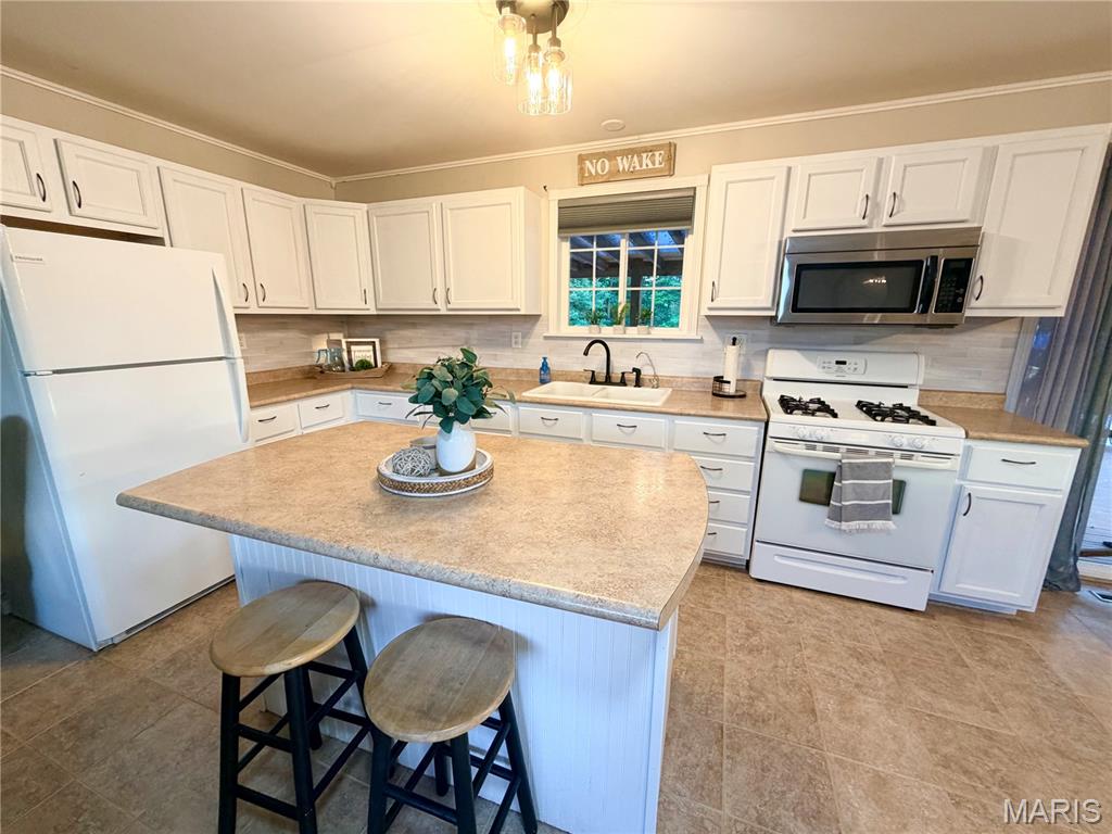 Michele Place - Residential