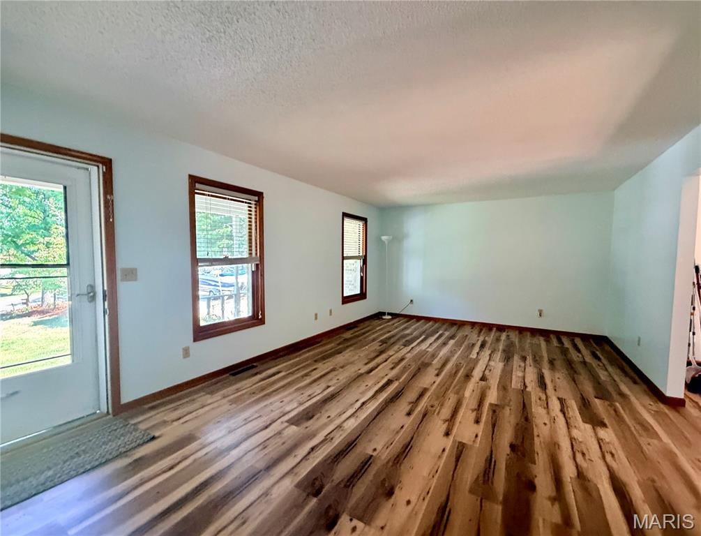 Line Barnitz Forest 1st Add - Residential