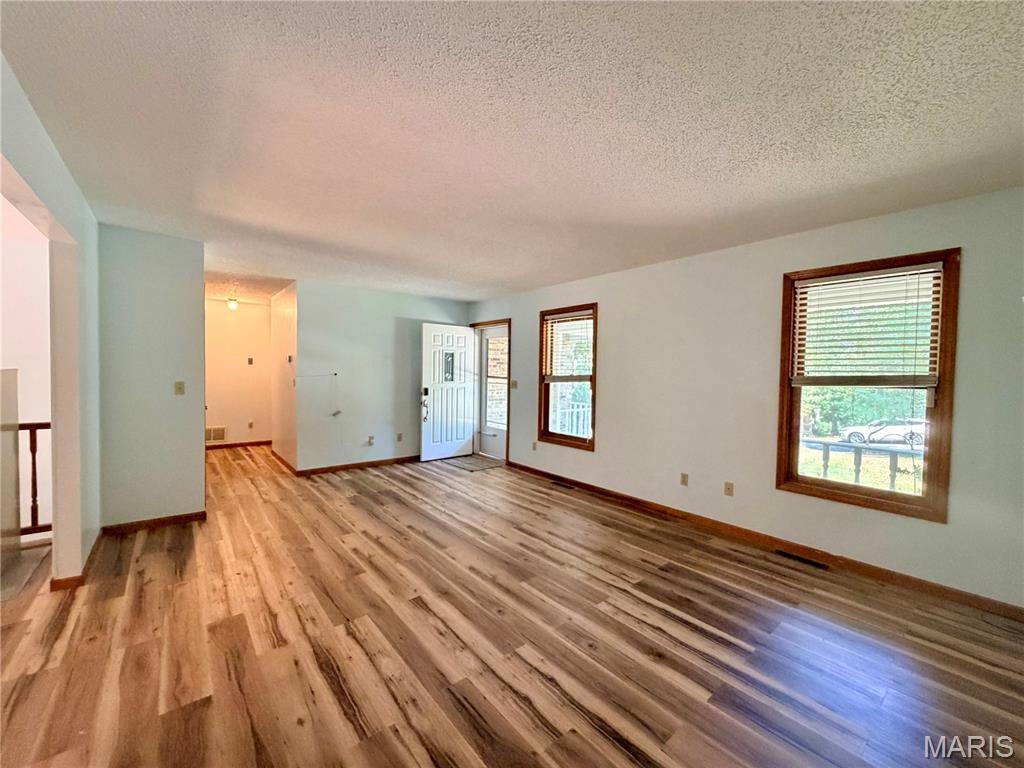 Line Barnitz Forest 1st Add - Residential