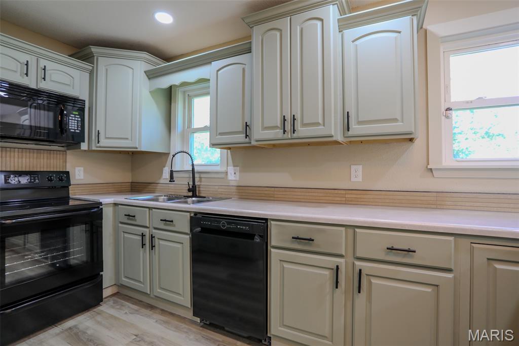 Meadowbrook Sub - Residential