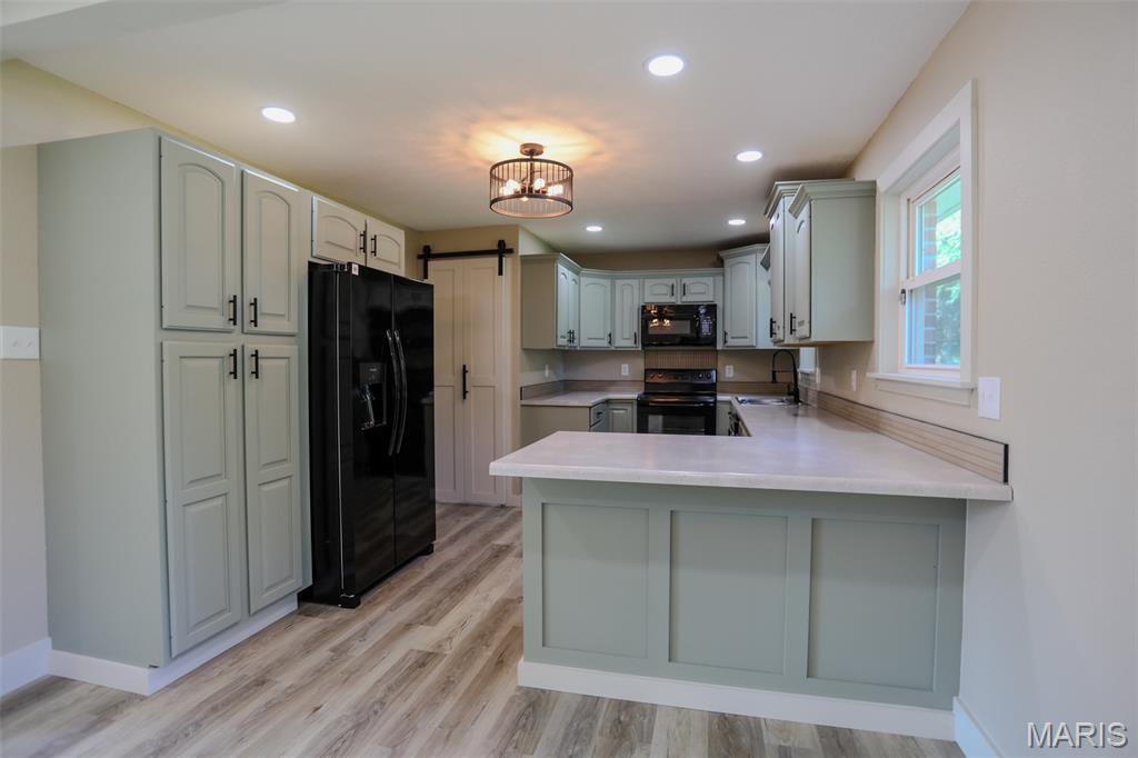 Meadowbrook Sub - Residential