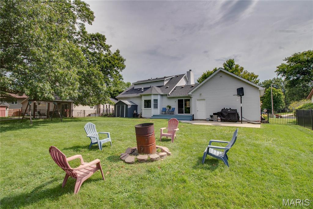 Briarwood Lake Estate - Residential
