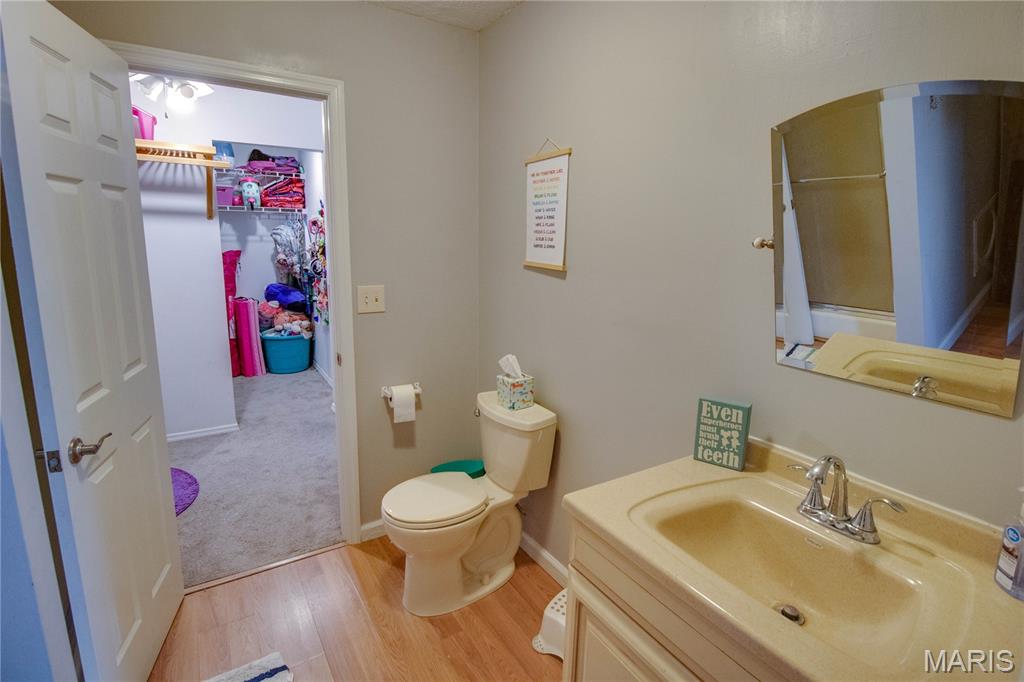 Briarwood Lake Estate - Residential