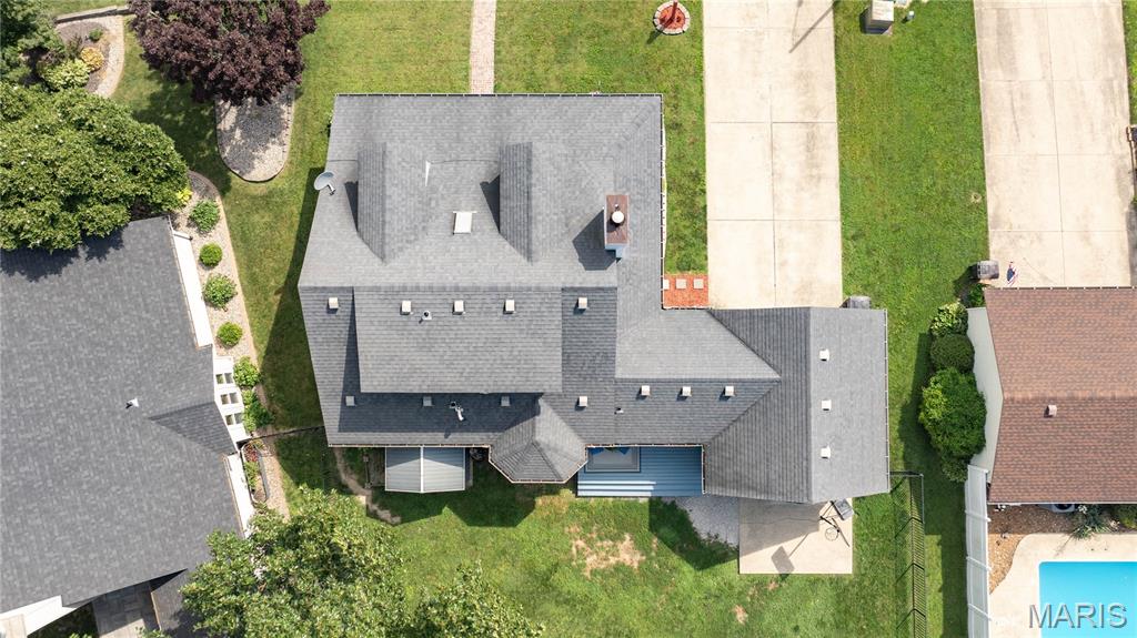 Briarwood Lake Estate - Residential