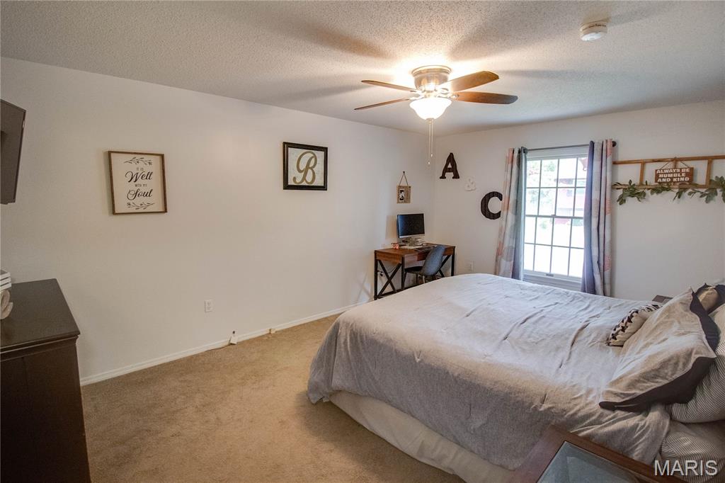 Briarwood Lake Estate - Residential