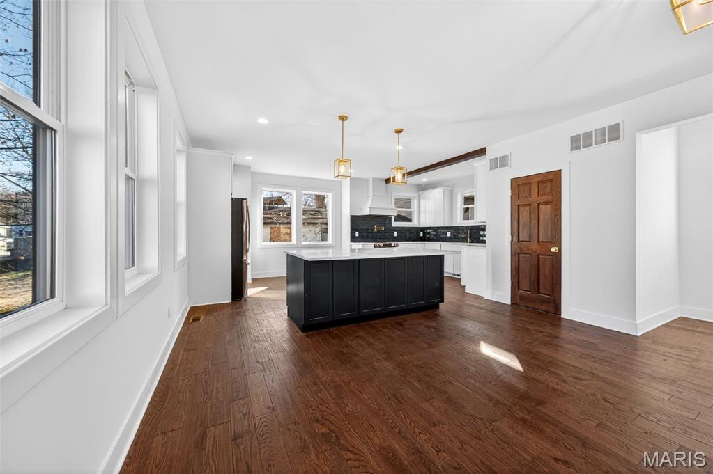 Tuxedo Park - Residential