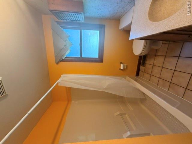 Carondelet Commons - Residential Lease