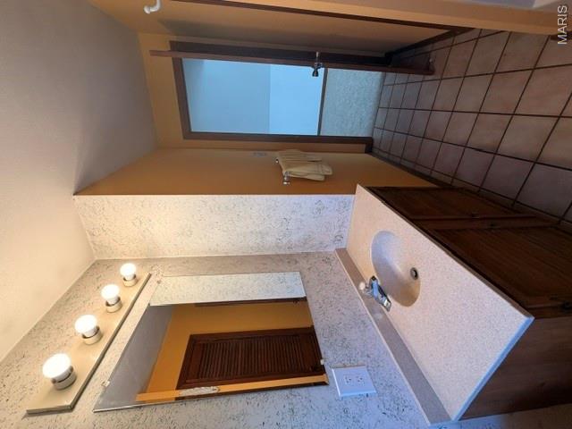 Carondelet Commons - Residential Lease