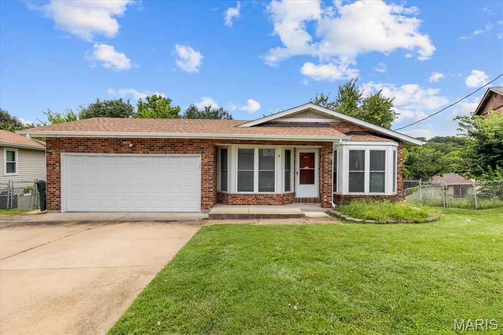 Well-maintained and move-in ready ranch offering comfortable one-level living with a full walkout basement! The main level features a spacious living room, two generously sized bedrooms, a full bath, a convenient main-floor laundry room, and an eat-in kitchen with abundant cabinetry, ample counter space, and a bright breakfast area highlighted by a beautiful bay window. A new roof (approximately 1 year old) provides added peace of mind, while the oversized driveway and attached 2-car garage offer plenty of parking for family and guests.
The walkout lower level provides exceptional flexibility with a large family/recreation room, a full bathroom, a private bonus room/office with a closet, and an expansive storage and utility area. While the interior reflects its original finishes, the home has been well maintained and offers an excellent opportunity for buyers to personalize and build equity over time.
Enjoy the backyard with mature trees, added privacy, and the convenience of a walkout basement. Ideally located in Arnold with quick access to shopping, dining, parks, schools, and major commuter routes, this home combines solid construction, functional living space, and outstanding potential.