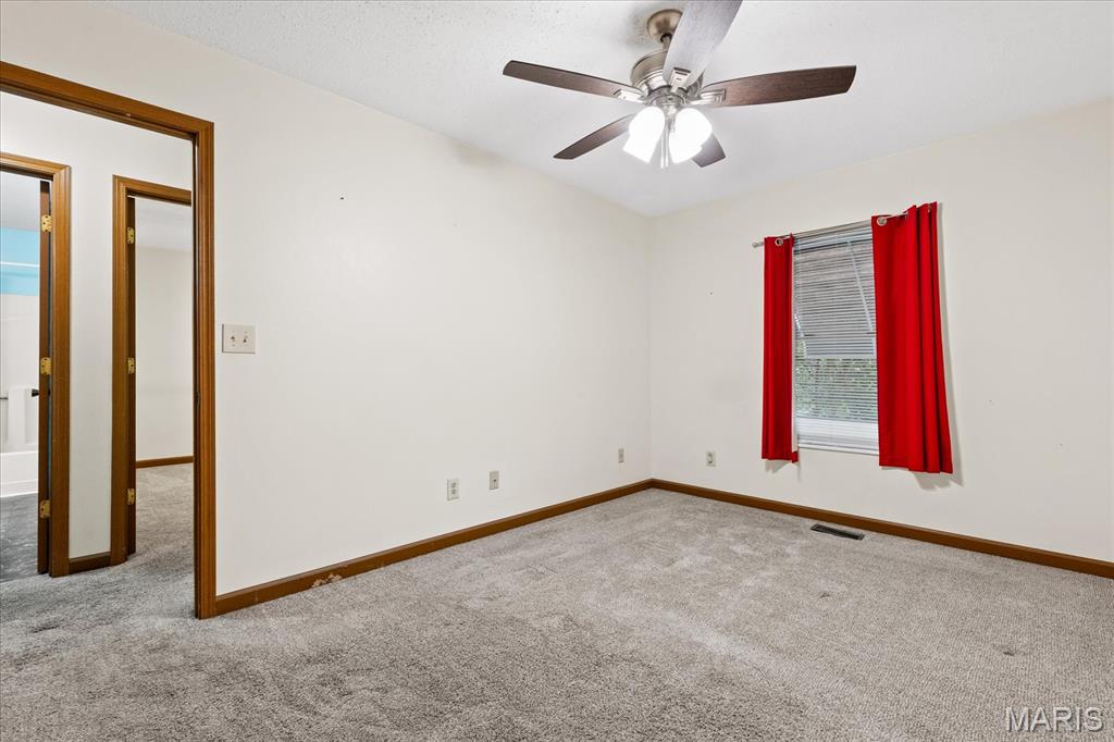 Terric Manor 02 - Residential