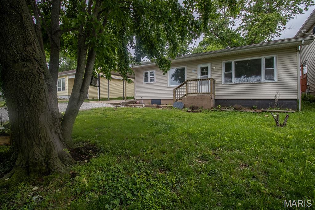Welcome to 604 Bonnie St. in Potosi! This charming 3-bedroom, 1-bath home offers comfort, character, and affordability all in one. Whether you’re a first-time homebuyer looking for the perfect place to start or someone ready to downsize into a cozy, manageable home, this property is full of potential. Inside, imagine the possibilities and what you can do with this home when you see the warm and inviting atmosphere with functional living spaces and plenty of natural light. The home offers a practical layout with comfortable bedrooms, a welcoming living area, and a kitchen ready for everyday living. Conveniently located in Potosi, this home provides small-town charm while still being close to local amenities, schools, and shopping. Don’t miss your chance to own this adorable home at an affordable price!