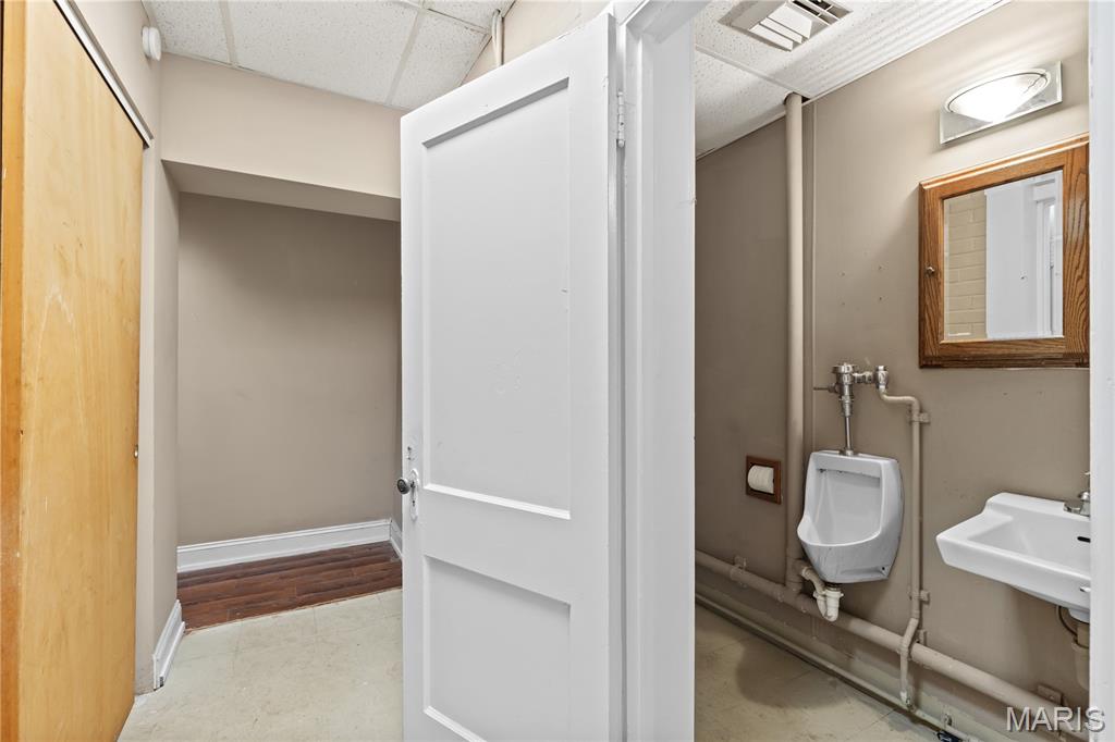 Lafayette Park Add - Commercial Lease