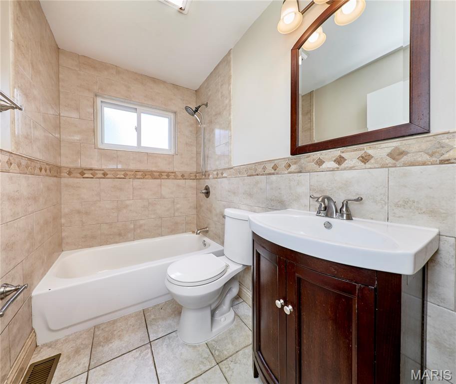 Central Park West 2 - Residential