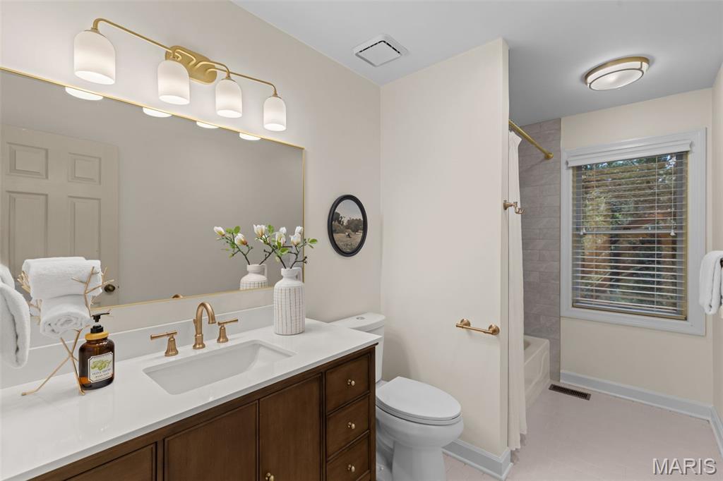 Village On Conway Two The Lts - Residential