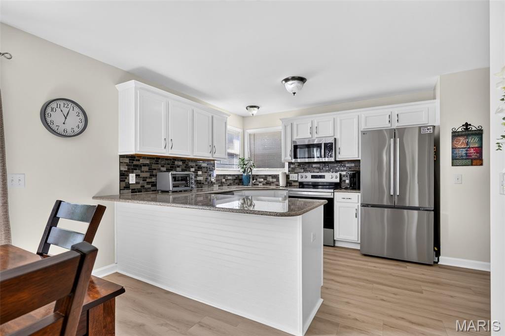 Lake Chateau Estates - Residential