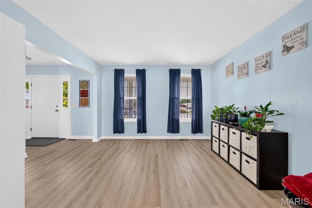 Lake Chateau Estates - Residential