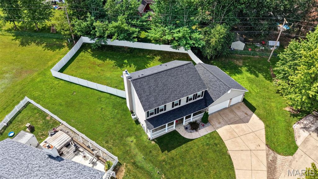 Lake Chateau Estates - Residential