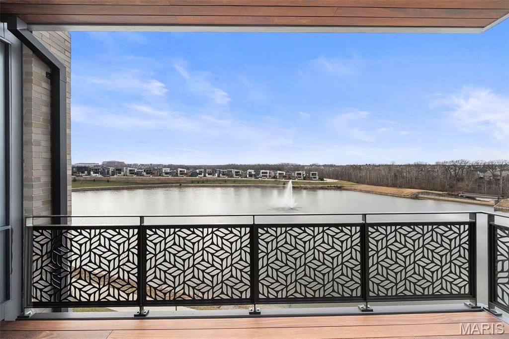 Wildhorse Lake Boulevard - Residential