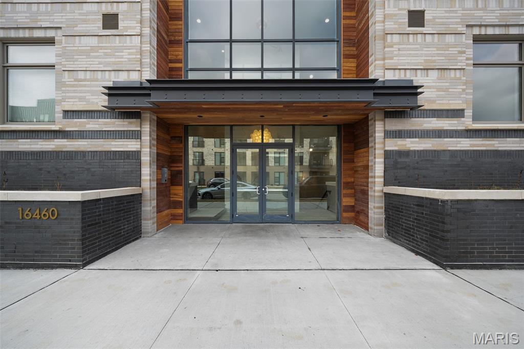 Wildhorse Lake Boulevard - Residential