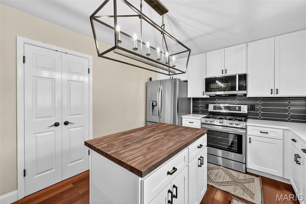 Meadowbrook Farm 11 - Residential
