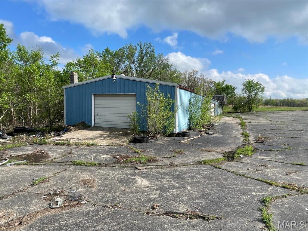 n/a - Commercial Sale