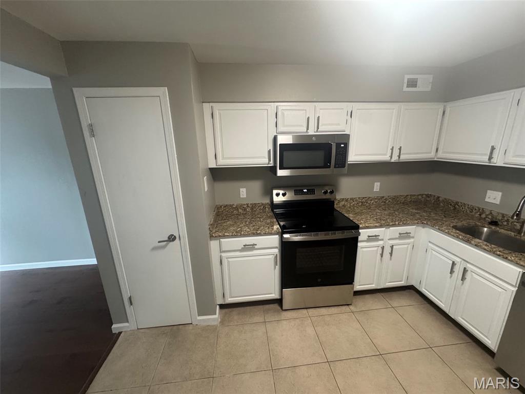 Sherwood Place Condo Four - Residential