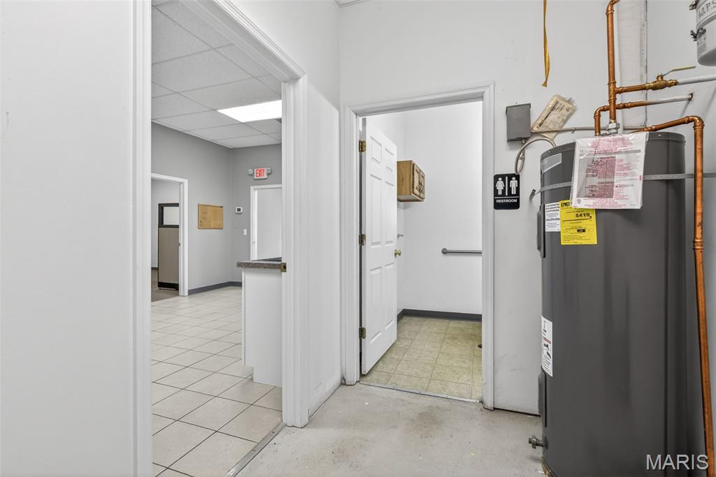 C F C Dev 1 - Commercial Lease