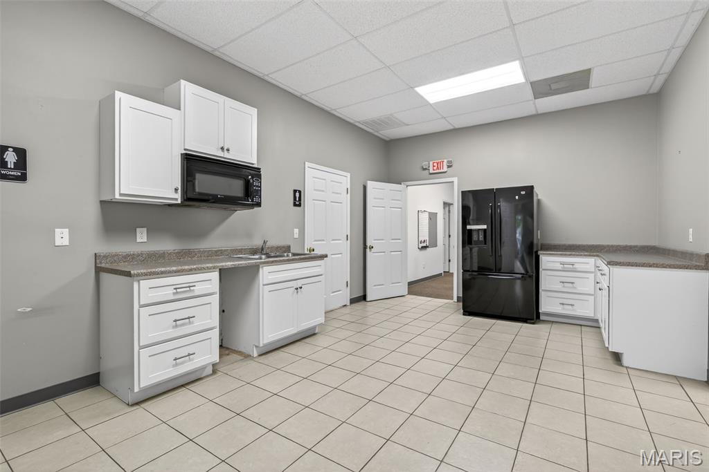 C F C Dev 1 - Commercial Lease