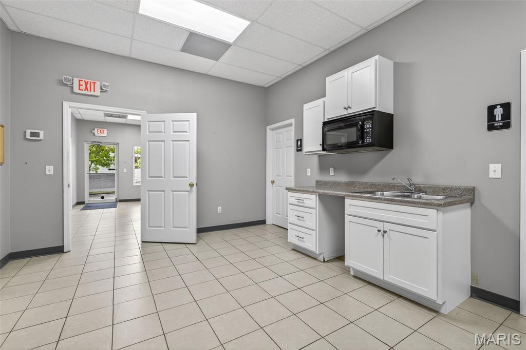 C F C Dev 1 - Commercial Lease