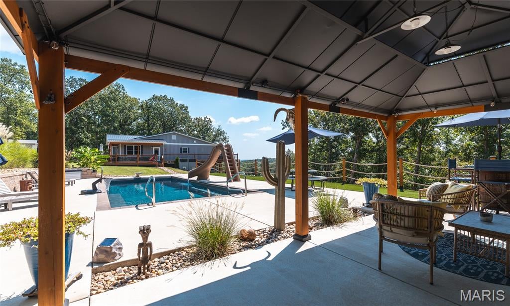 Grand Oaks - Residential