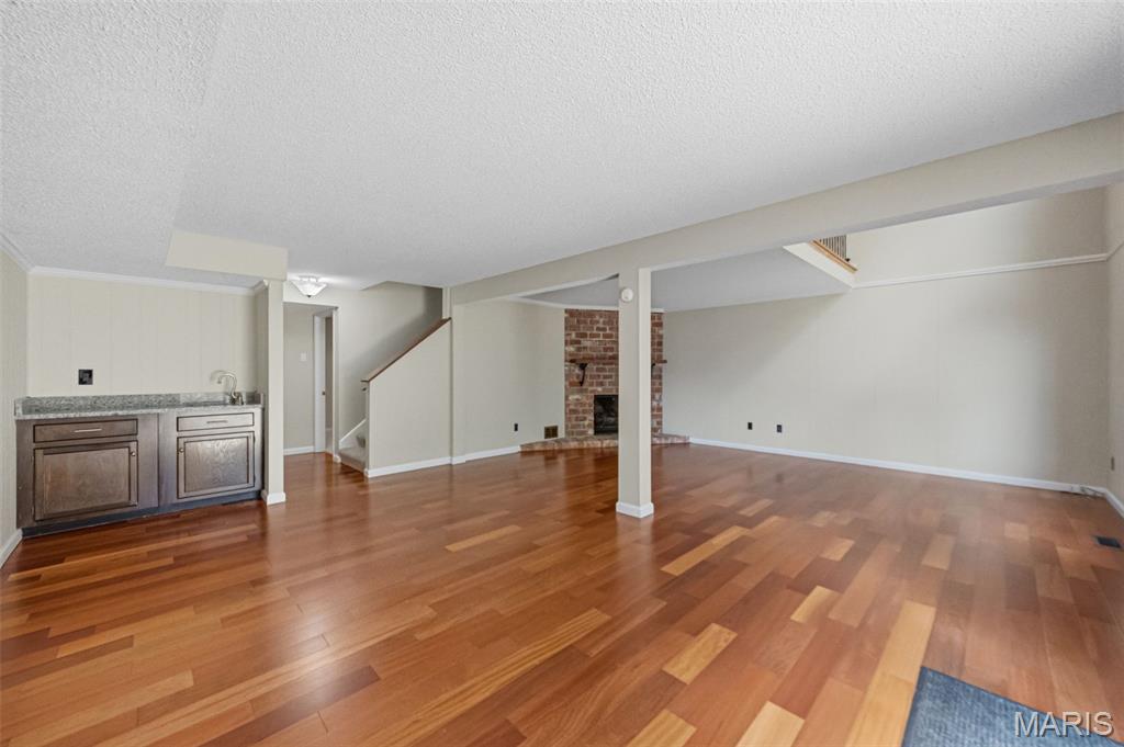 Parkway Gardens Village 3 Condo - Residential