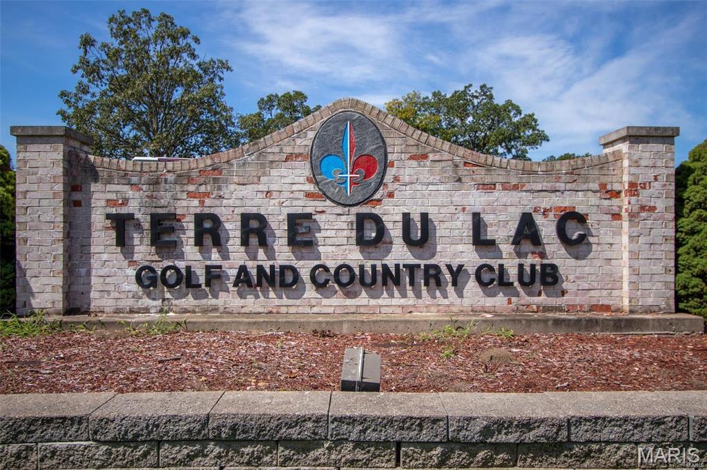 Terre Du Lac #8 - Residential