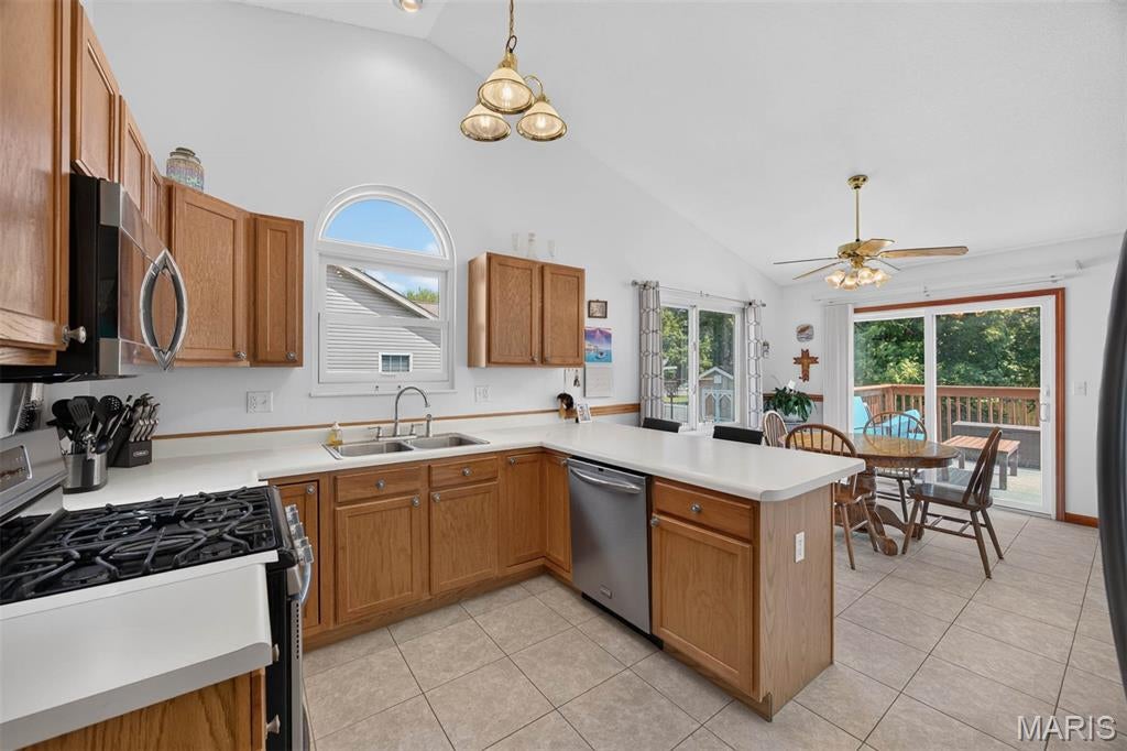 Meadowbrooke 2nd Add - Residential