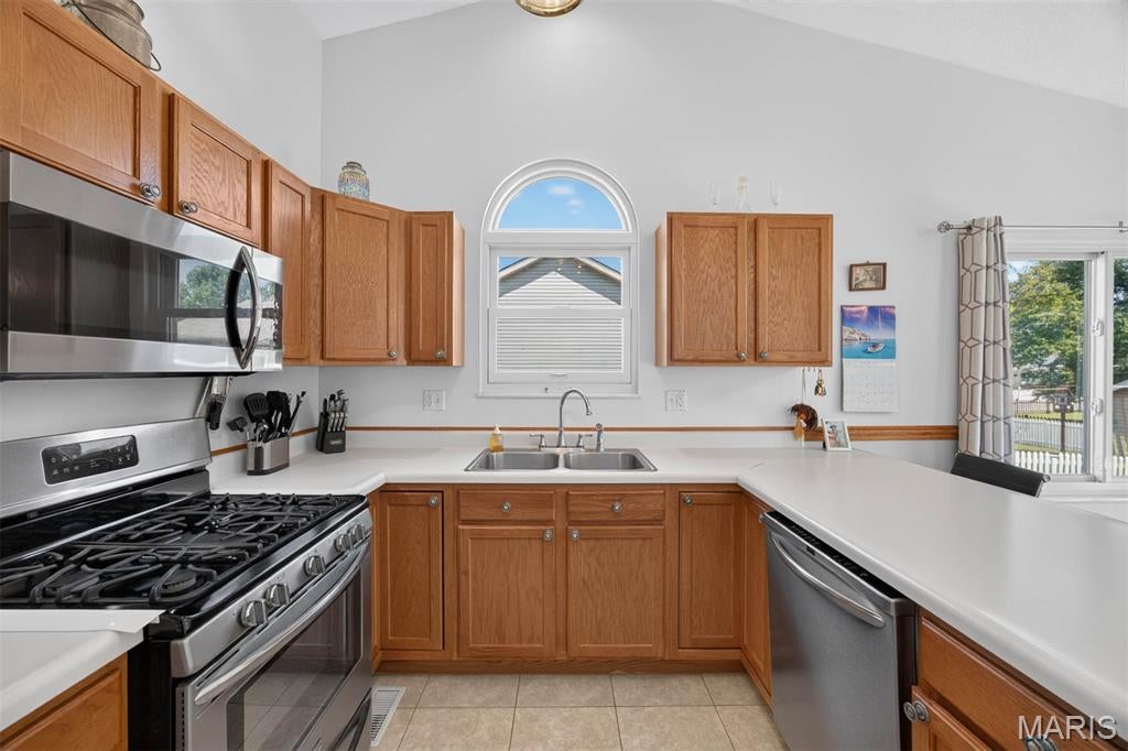 Meadowbrooke 2nd Add - Residential