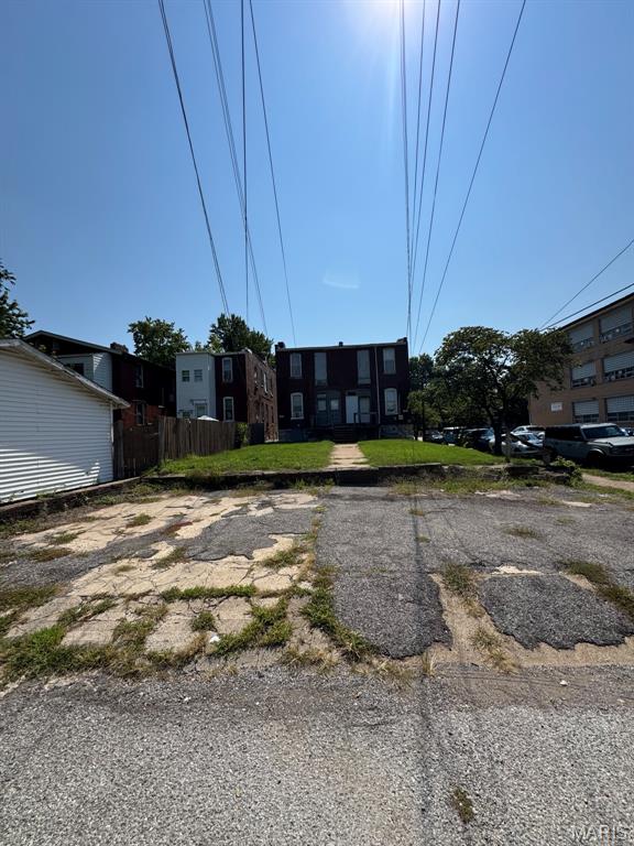 St Louis Commons Add - Residential Income