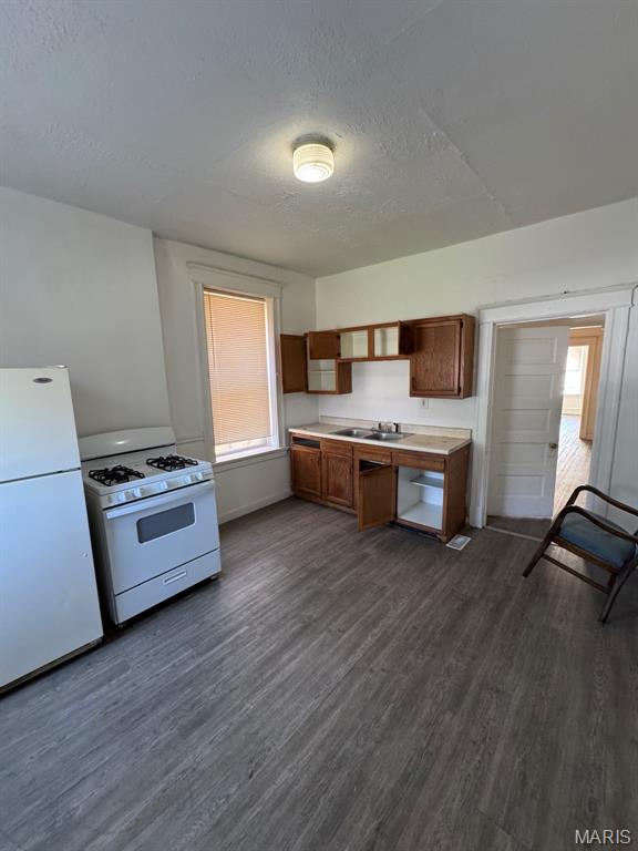 St Louis Commons Add - Residential Income