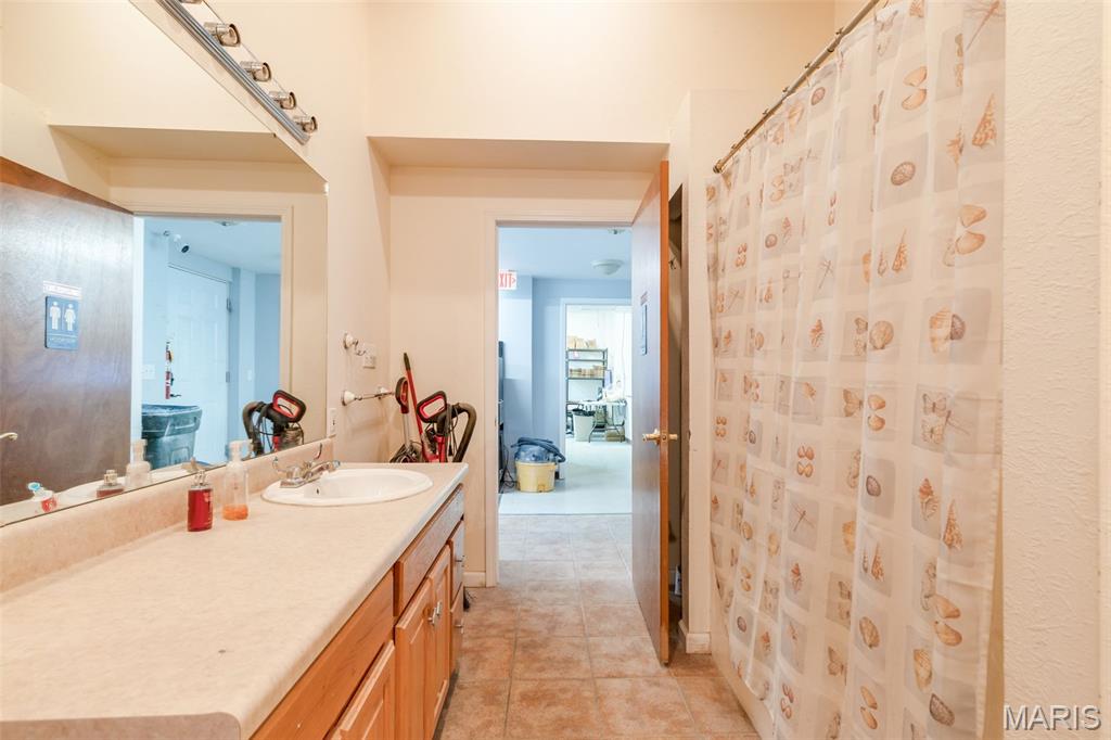 Amsden Park - Commercial Sale